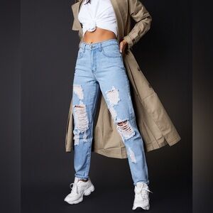 Pretty Little Thing Petite Mid Wash Ripped Mom Jeans